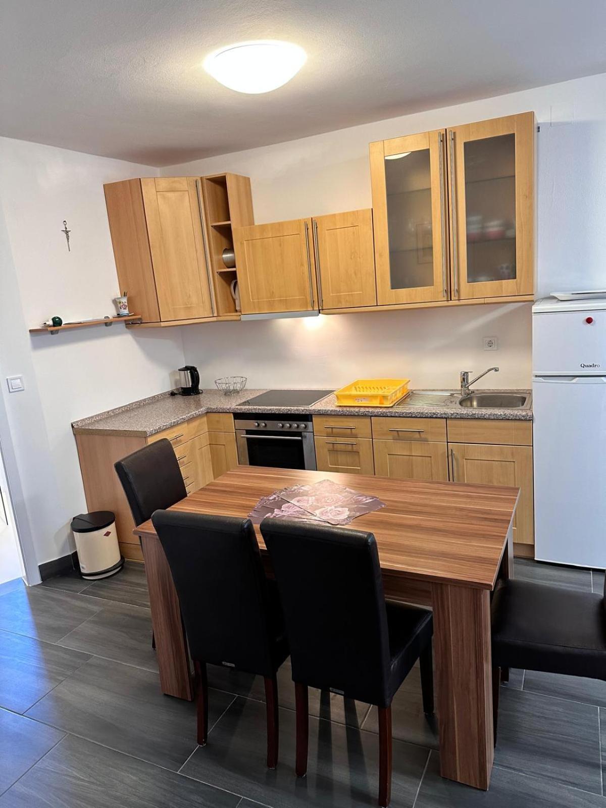 Apartman Nikola Salatić Eksteriør billede